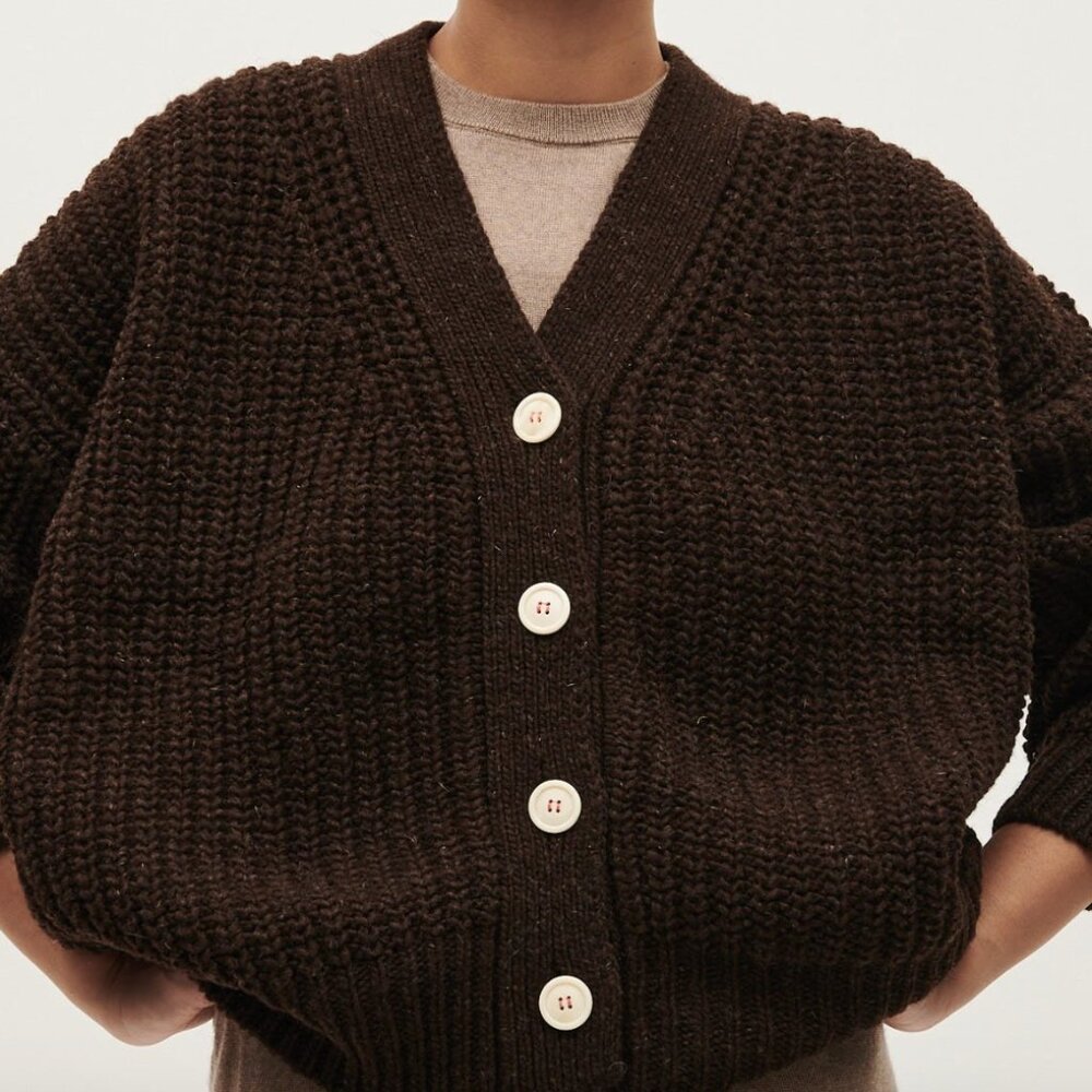 Babaa no 19 Cardigan in Earth one size fits all